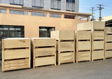 升降平臺持續(xù)出貨中  …...